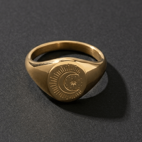 Moon signet ring, gold PVD coated Stainless Steel, anti tarnish, waterproof, hypoallergenic - Stellify Jewellery
