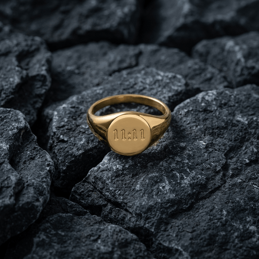 Angel number 11:11 signet ring - Stellify Jewellery