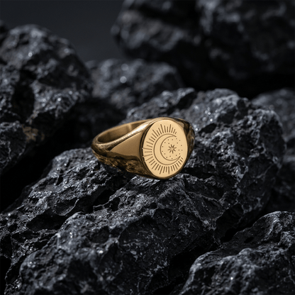 Moon, gold signet ring - Stellify Jewellery