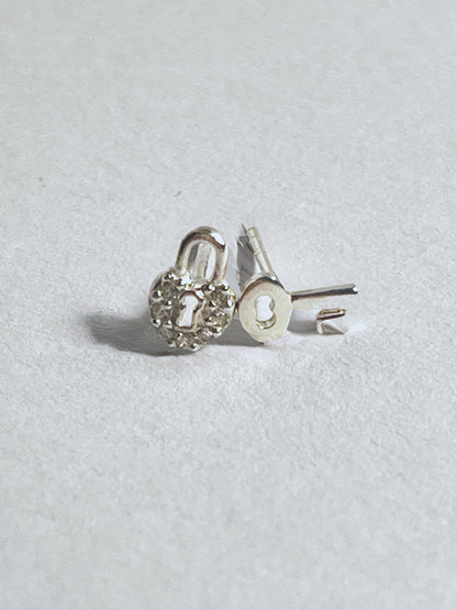 Lock and Key Stud Earrings - Stellify