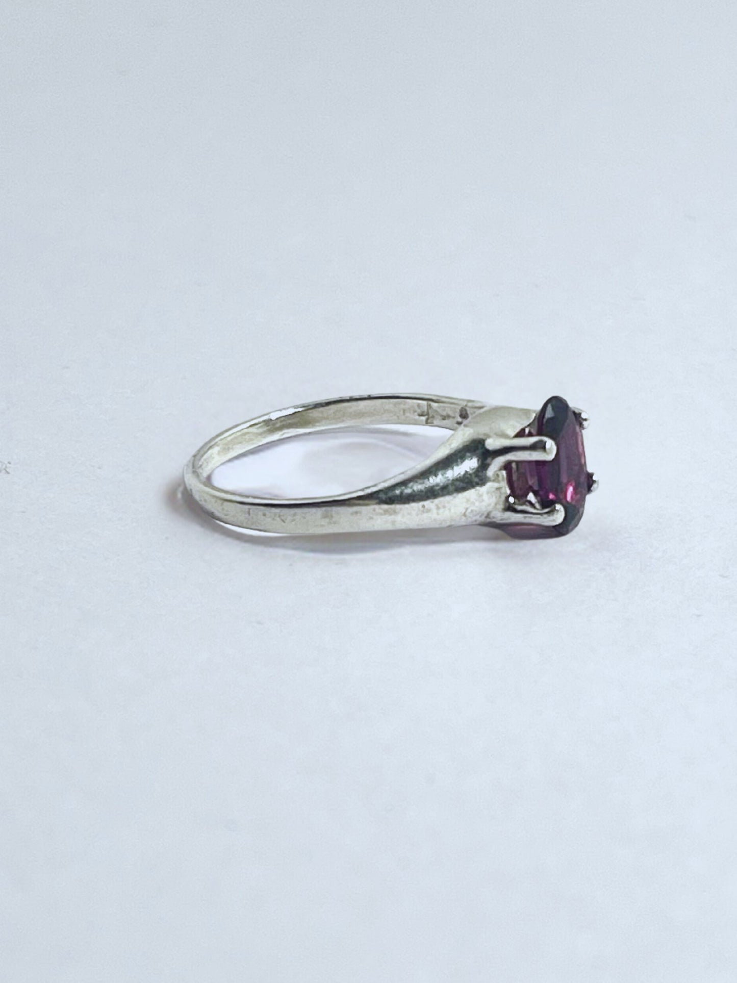 Sri Lankan Garnet Elegance Ring - Stellify