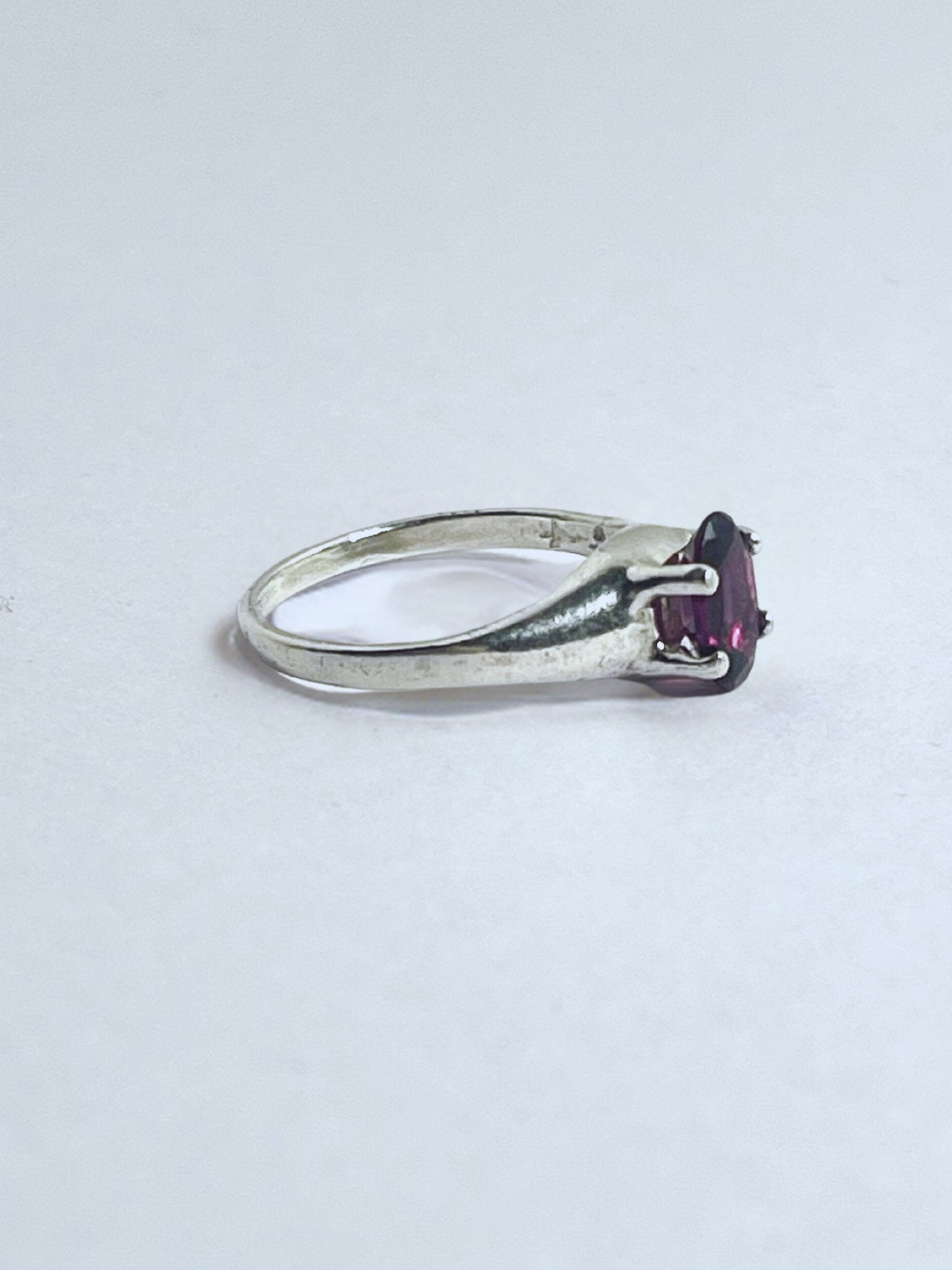 Sri Lankan Garnet Elegance Ring - Stellify